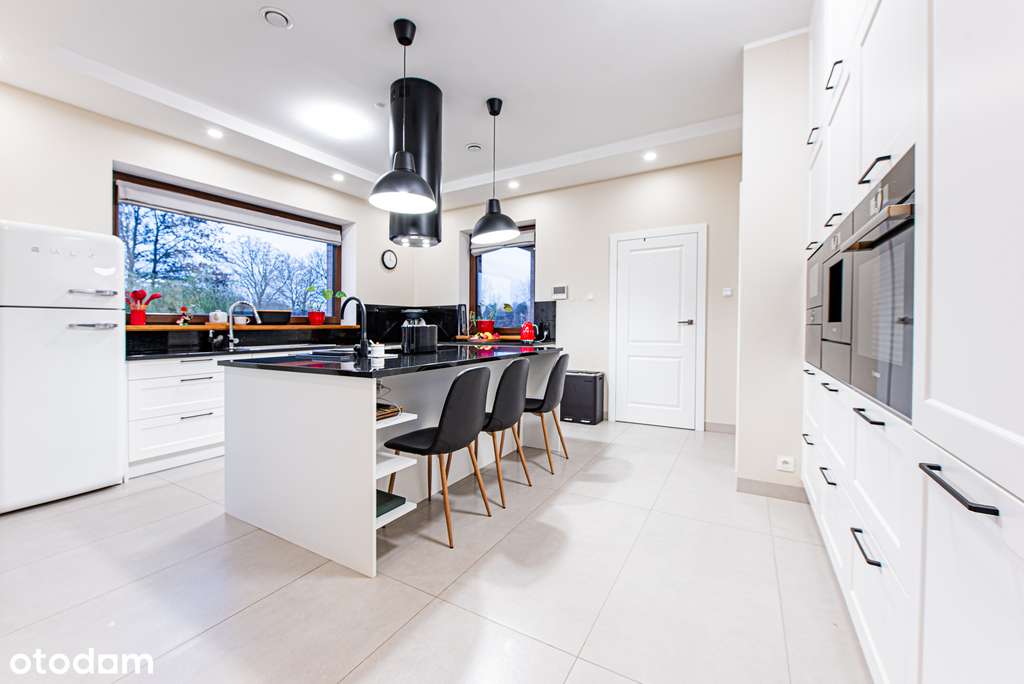 Ekskluzywna posiadłość ze stawem na dużej działce. - Pełny obrazek: 5/20