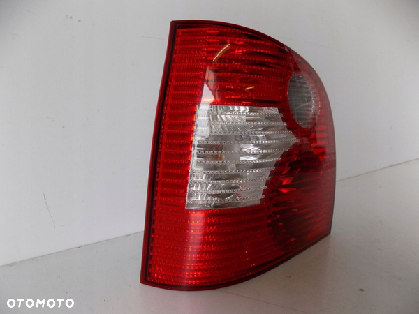 Lampa Volkswagen Polo 9N - Tylna Lewa - 11888 - 3