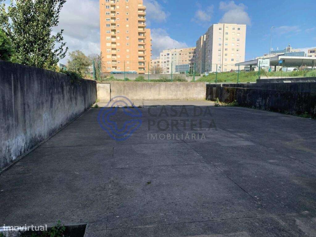 Venda de 2 Lojas/Comércio - Porto - Grande imagem: 2/16