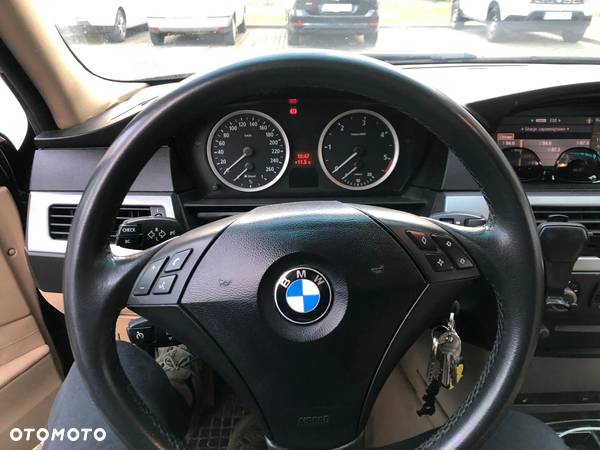 BMW Seria 5 - 8