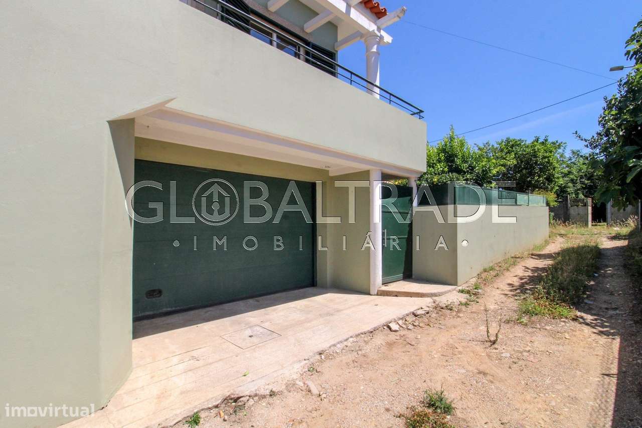 Moradia T2 com Terraço em Foz do Sousa - Gens-44