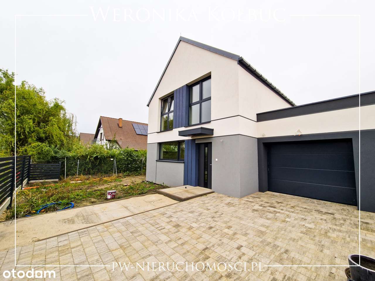 Duży dom w cichej okolicy.-2