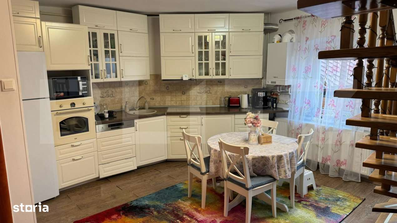 Apartament cu 4 camere, 150 mp, in Centrul Istoric al Brasovului - Imagine principală: 3/16