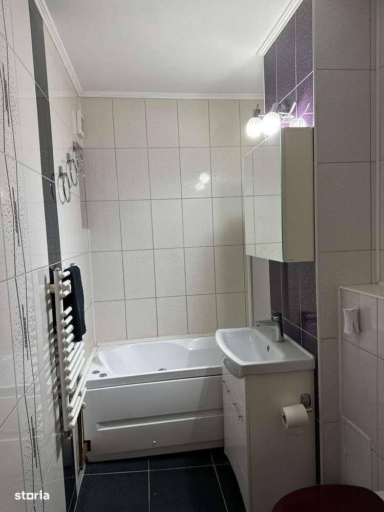 Vand apartament 3 camere-zona Lebada-9