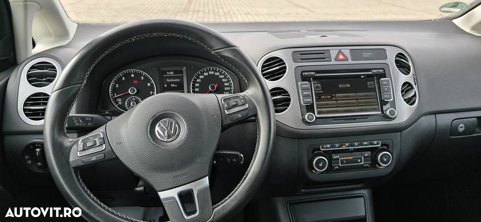 Volkswagen Golf Plus - 17