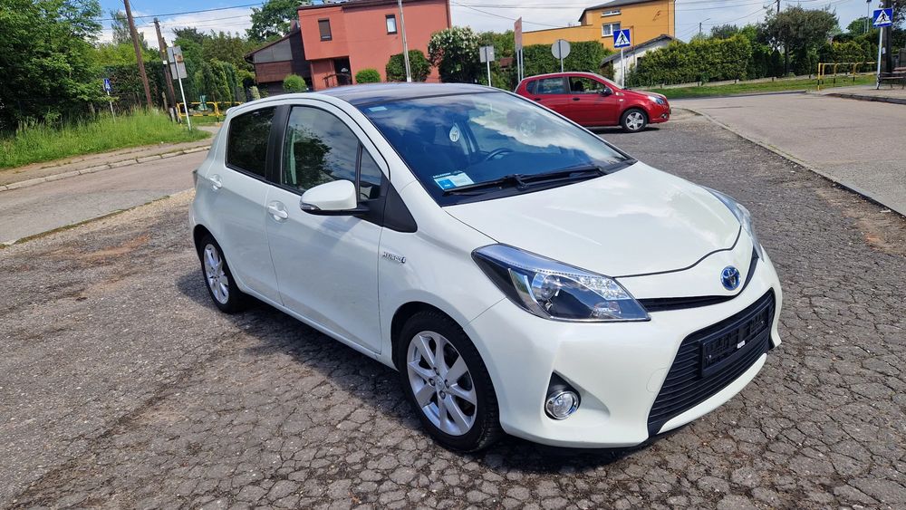 Toyota Yaris III (2011-2019) 1.5 VVT-i Selection 2014