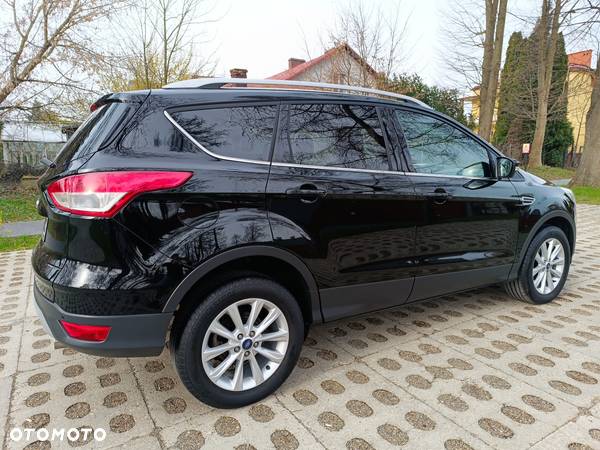 Ford Kuga 2.0 TDCi 2x4 Titanium - 15