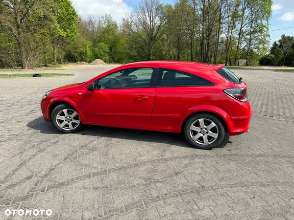 Opel Astra III GTC 1.8 Sport - 7