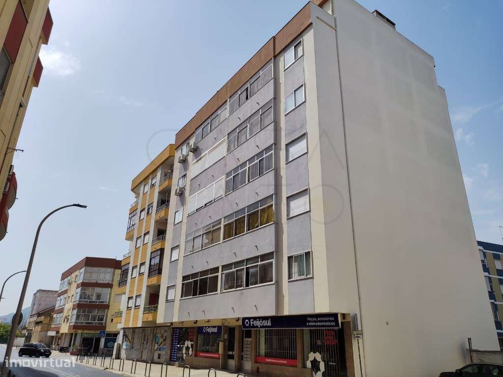 Apartamento T4 no Último Andar em Pinheirinhos, Setúbal - Grande Po...-0