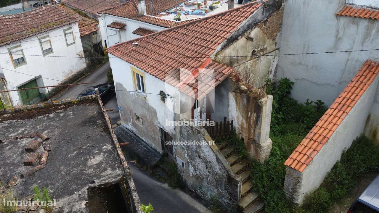 Moradia Geminada T2  bom investim - Grande imagem: 5/28