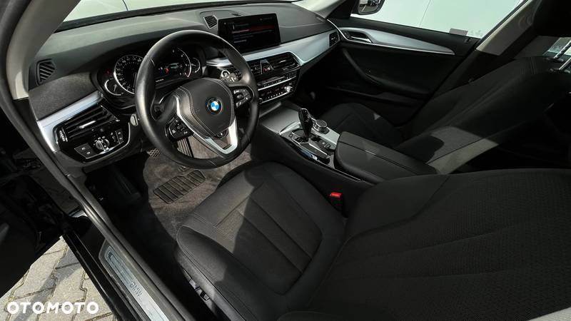 BMW Seria 5 520d xDrive MHEV Business Edition - 28