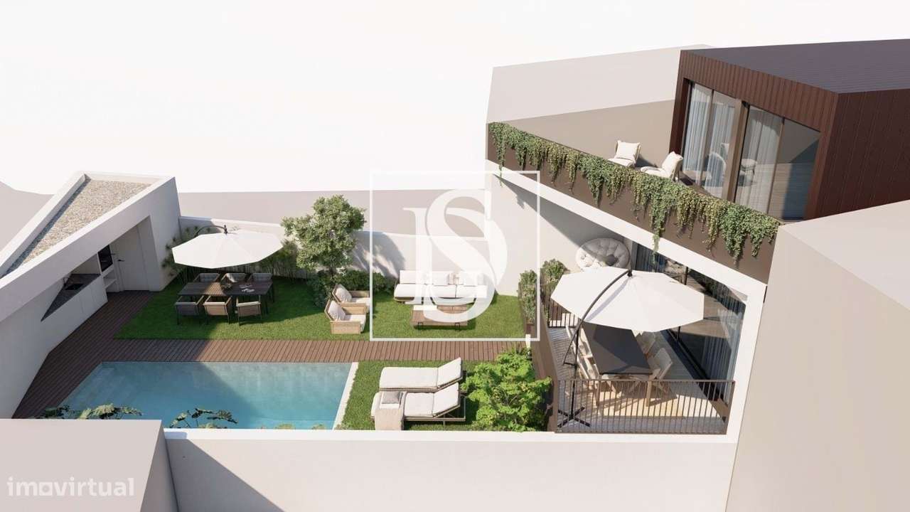 Terreno com Ruina  em Lamaçães - Grande imagem: 4/6