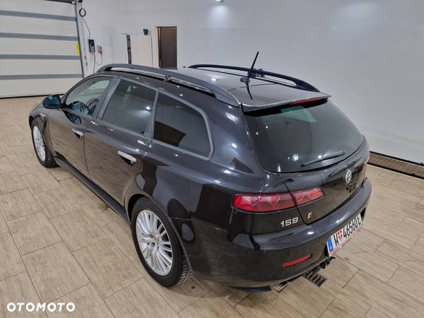 Alfa Romeo 159 1.9JTDM ti - 14