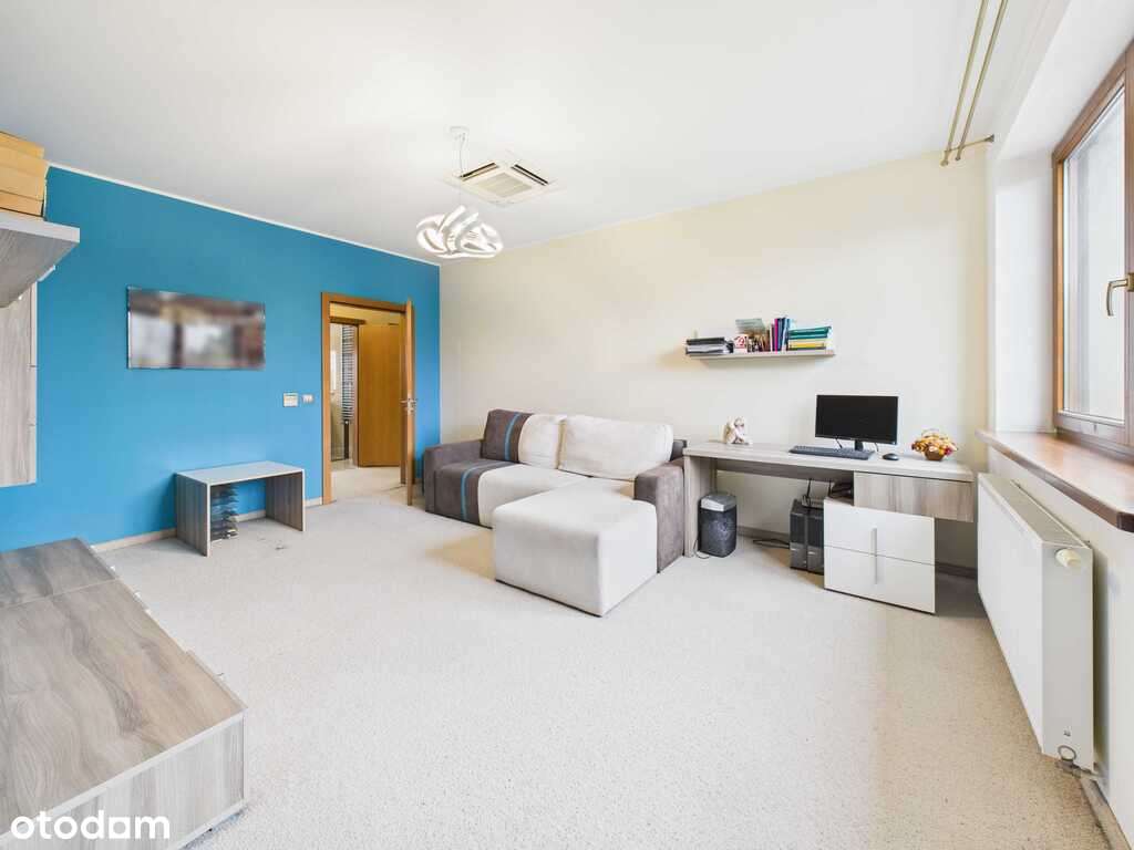 Przestronny, piękny dom na Ratajach w Oleśnicy-12