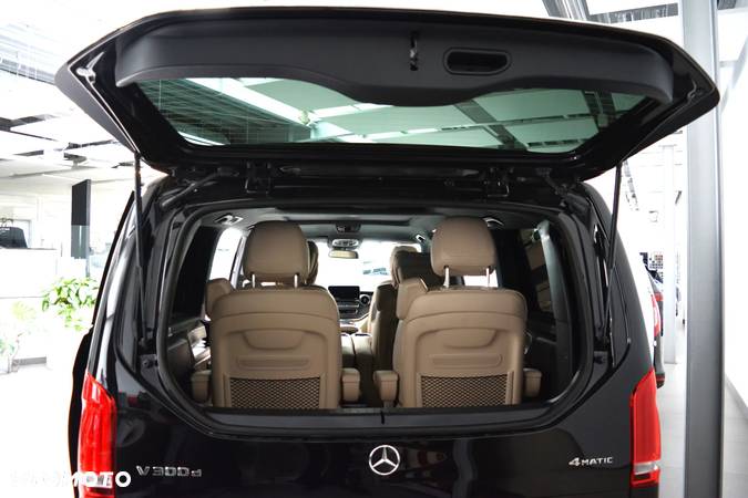 Mercedes-Benz Klasa V 300 d 4-Matic Exclusive 9G-Tronic (d³ugi) - 4