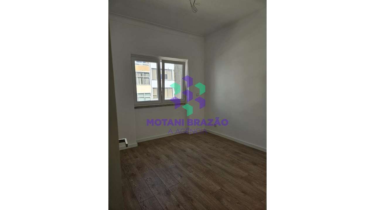 Apartamento T2  Almada-28