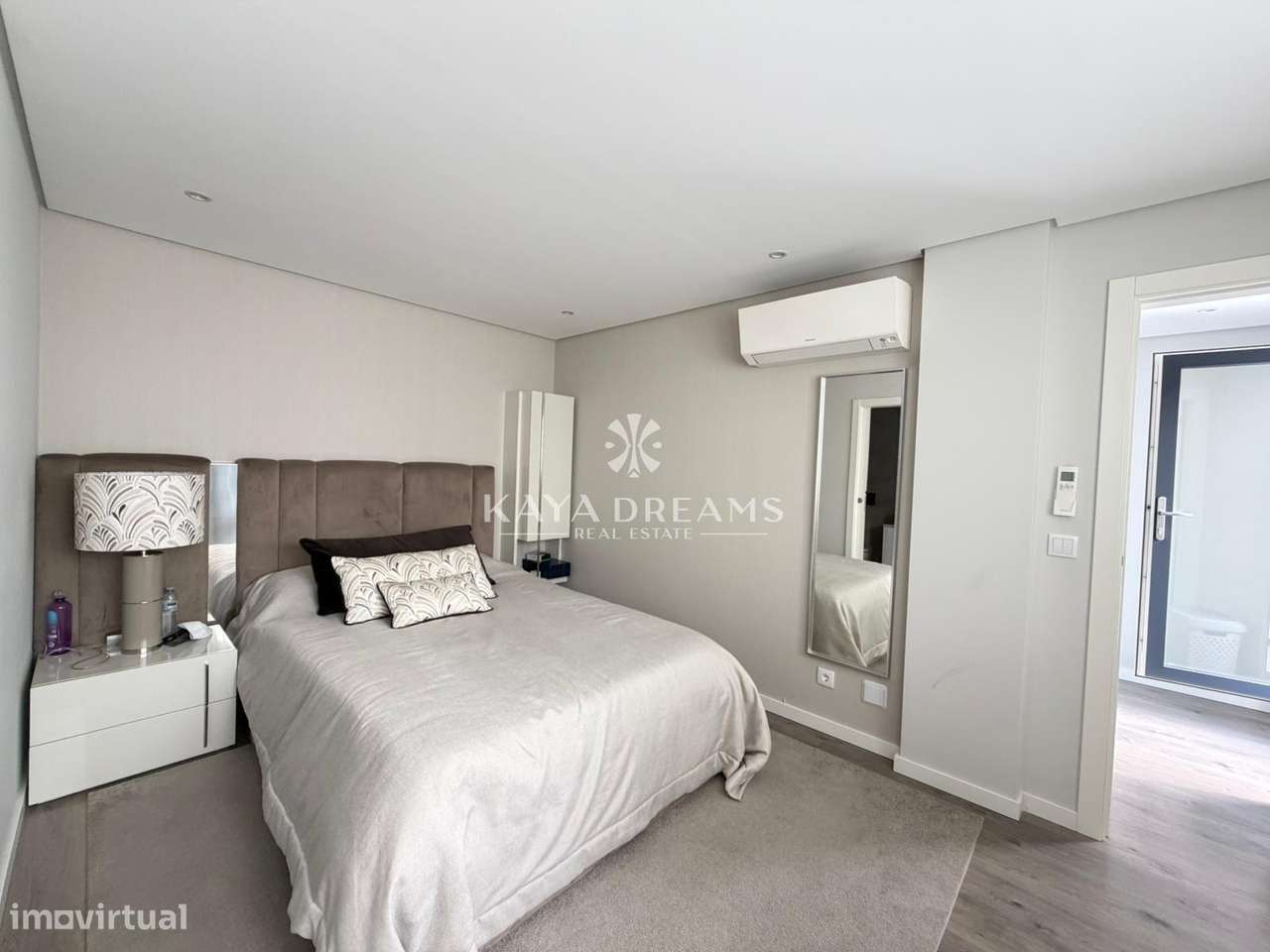 Moradia T5 Semi-Nova em Famões, Odivelas a 5 mint do Strada Outlet-18