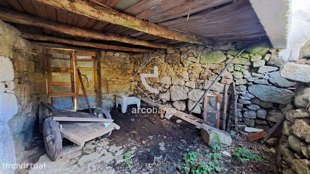 Moradia T1 habitavél c/terreno e anexo,segunda casa em pedra p/reabili-15