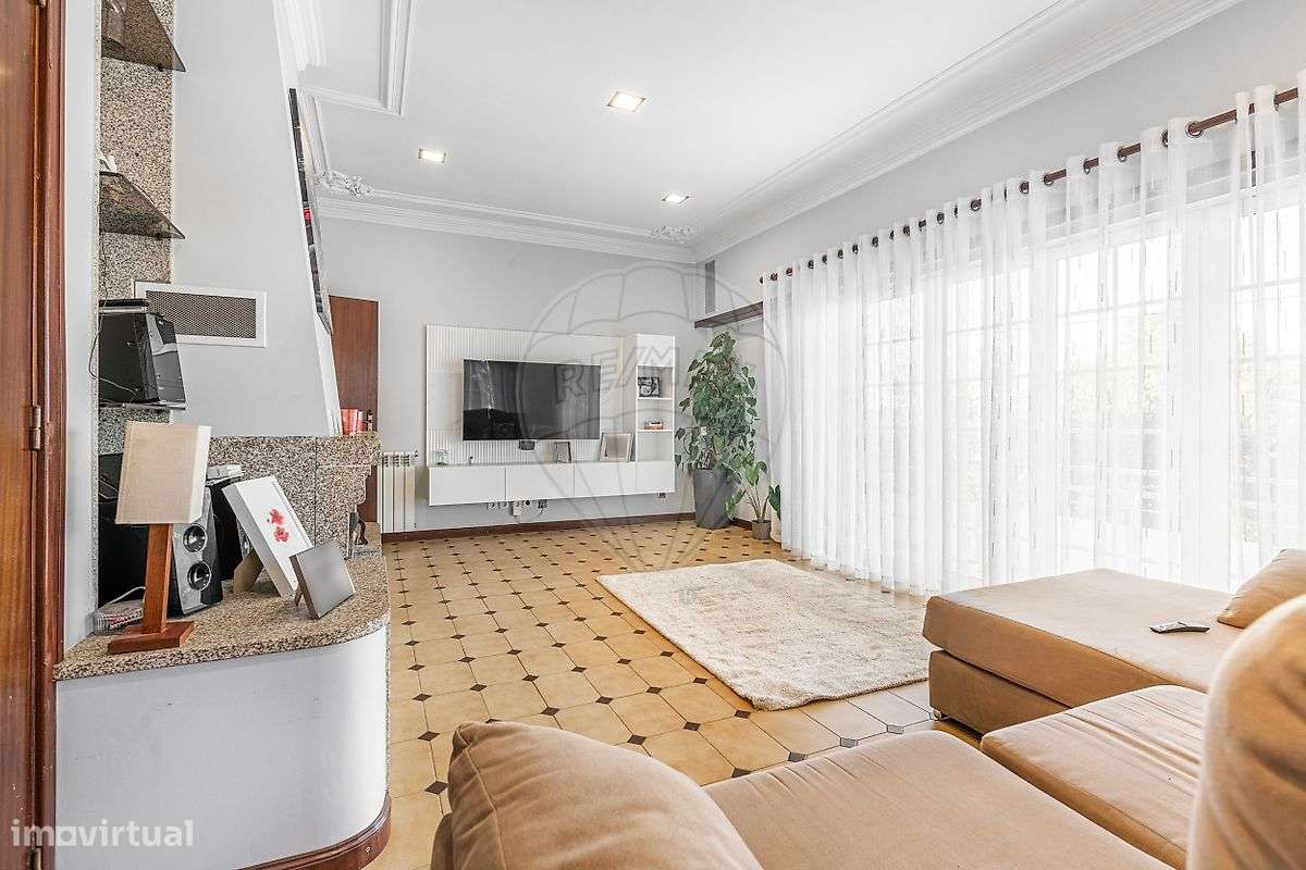 Moradia T5 para venda-19