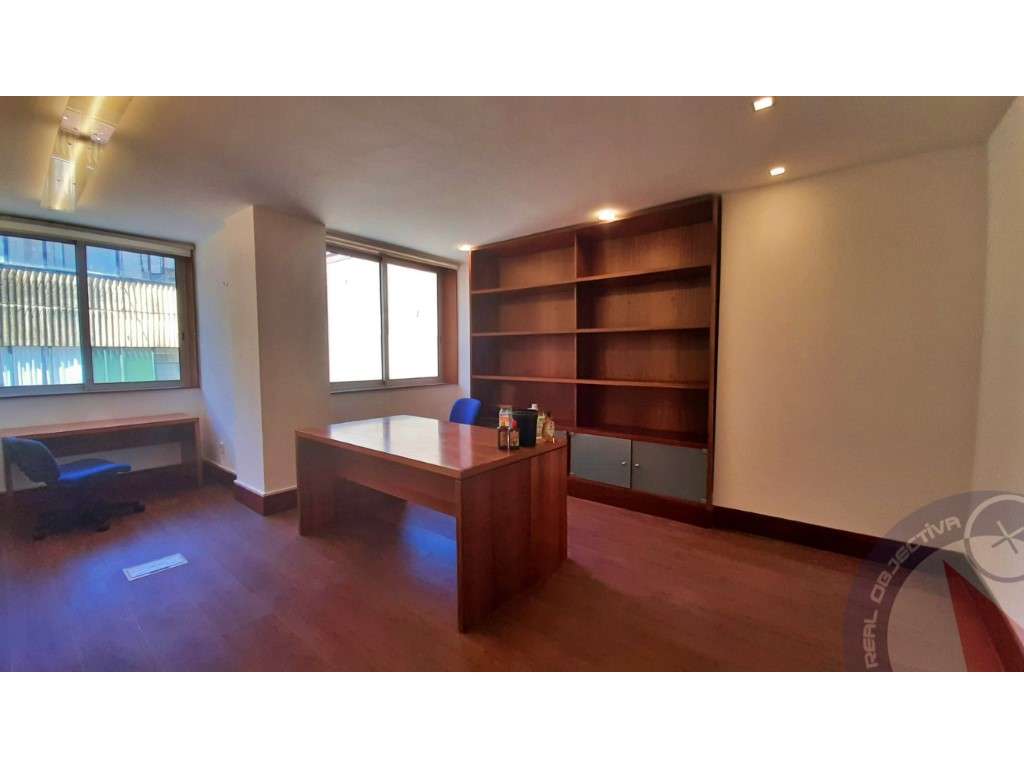 Escritório no Coração da Cidade - Grande imagem: 2/8