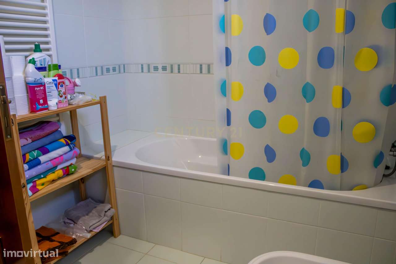 Moradia moderna | 3 pisos | Vila Nova Foz Côa-42