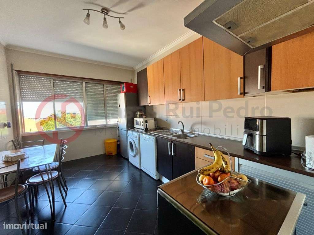 Apartamento T4, Centro de Almada - Grande imagem: 4/38