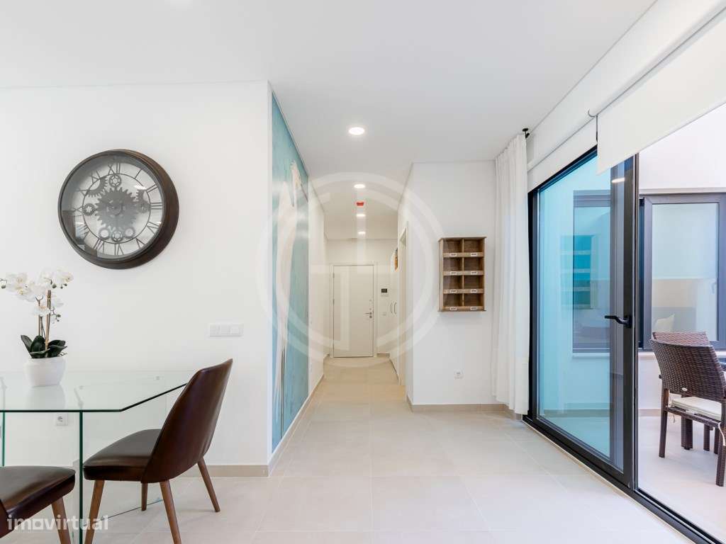 Apartamento T2 na Baixa de Faro-4