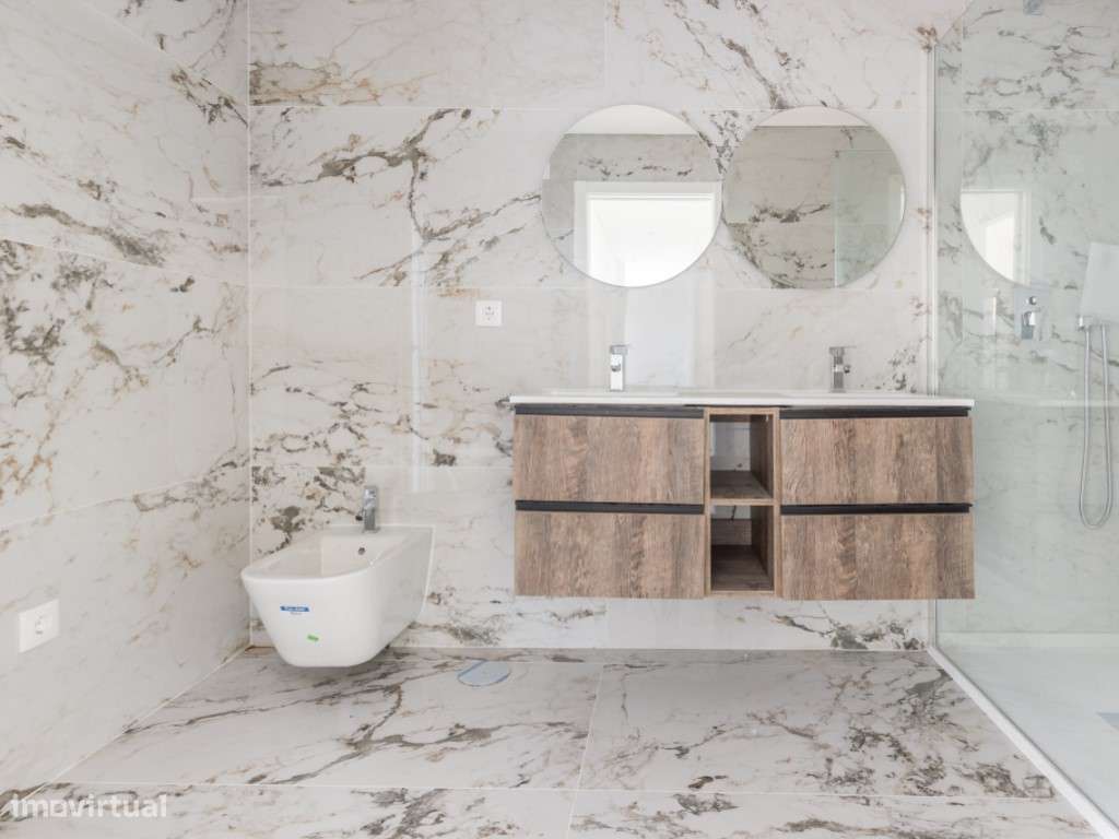 Moradia T4 Nova Com Piscina - Vale de Milhaços/Charneca Da Caparica - Grande imagem: 5/29