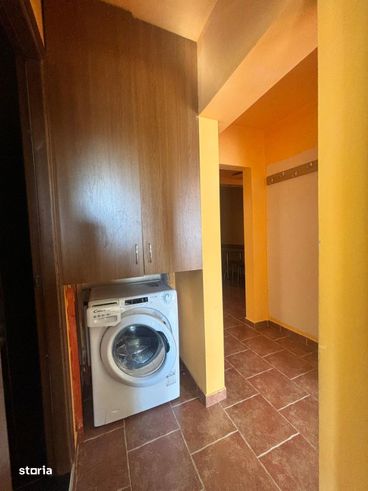 Vanzare -Apartament  3 camere, comision 0 la cumparator, garaj sub blo-9