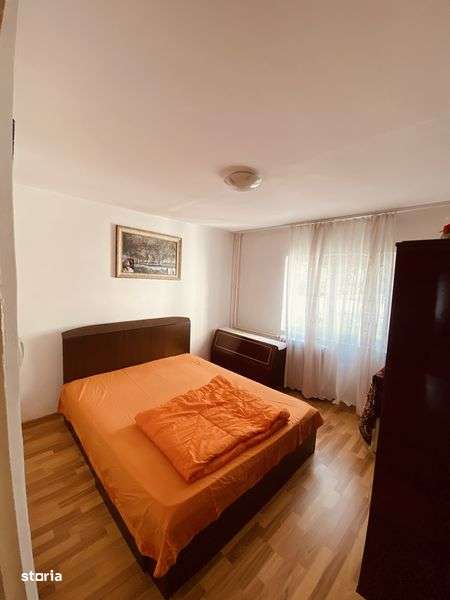 Apartament de vanzare cu 3 camere - Calimanesti Centru- - Imagine principală: 5/8