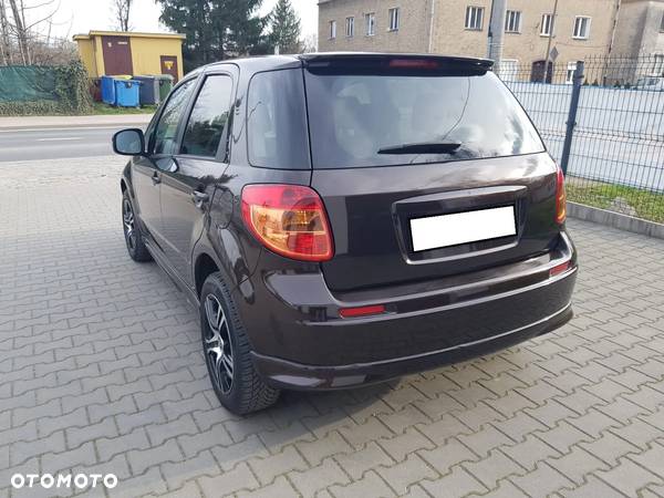 Suzuki SX4 1.6 VVT 4x2 City+ - 22