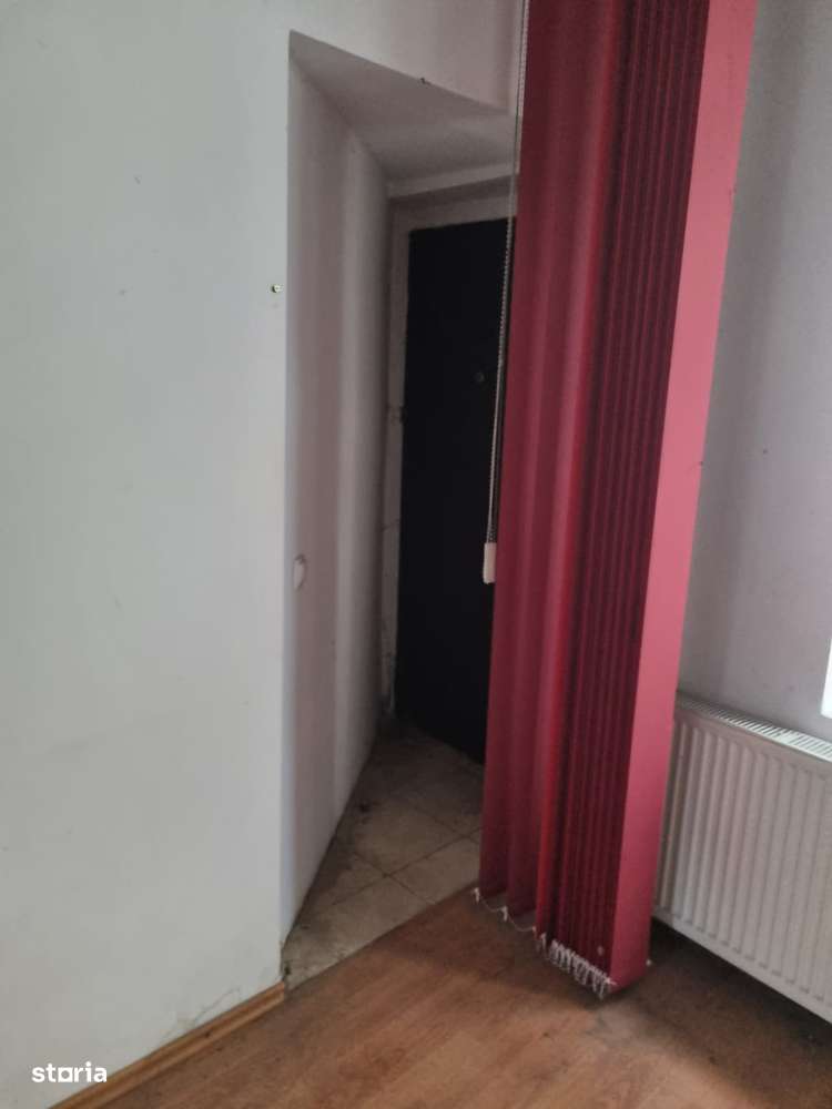 Casă pe parter, poziție premium – perfectă pentru investiție sau birou-14