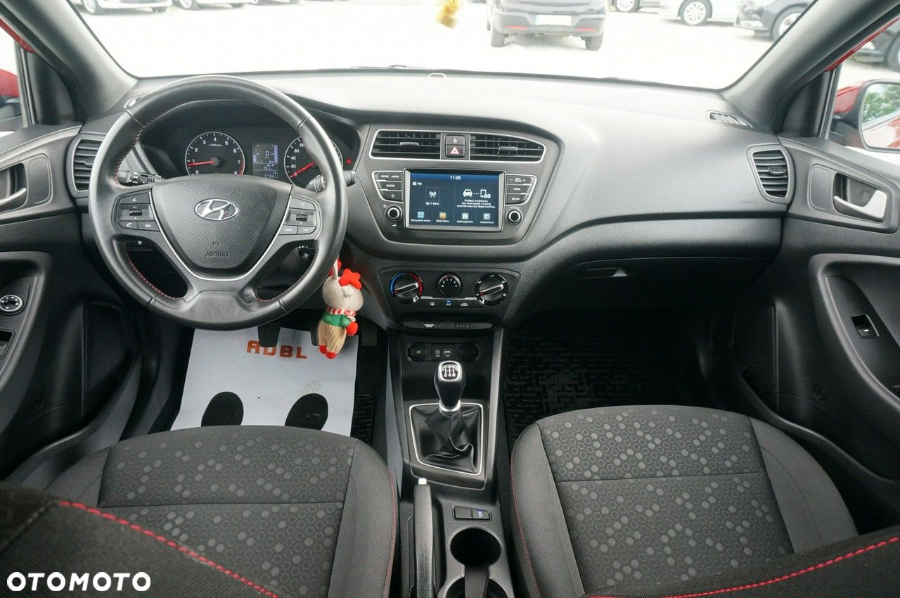 Hyundai i20 - 10