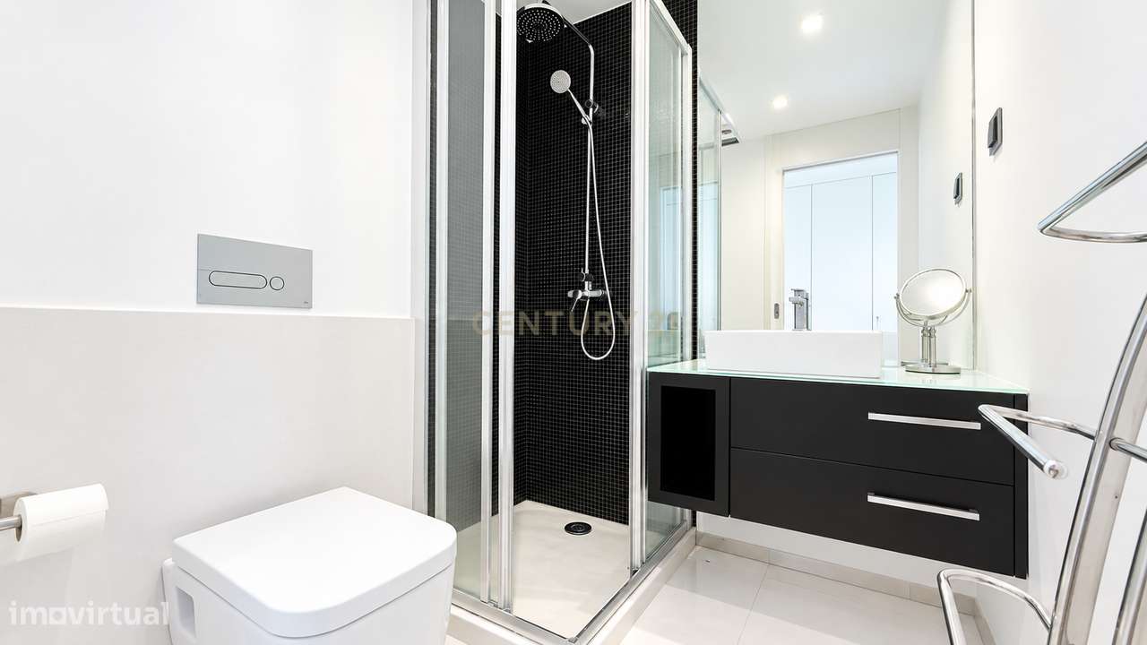 Luxury Property - Apartamento T3 no Edifício Astrolab – Vista Mar, Pis-15