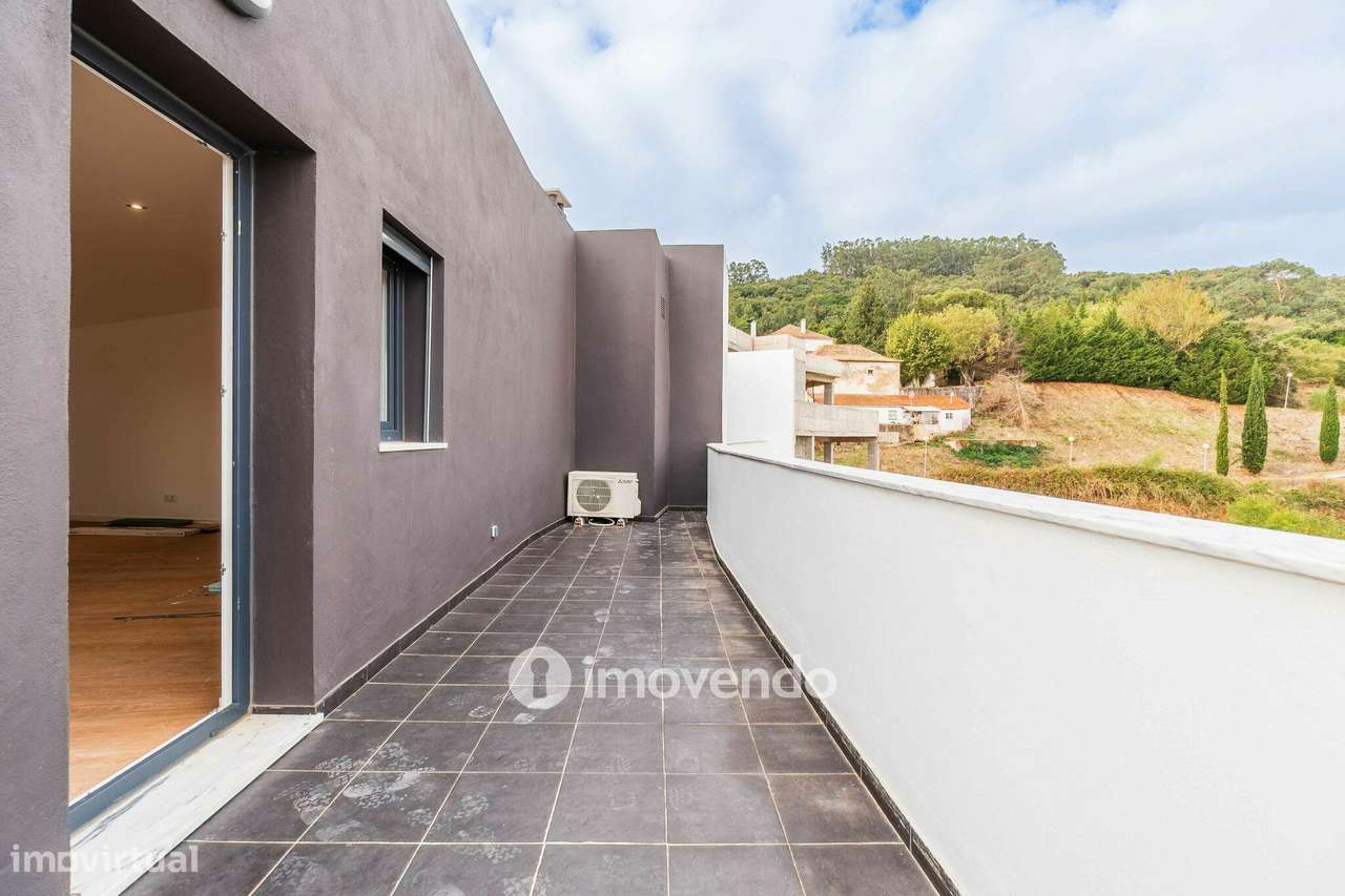 Apartamento T3 Duplex novo, com terraço e garagem, em Loures-15