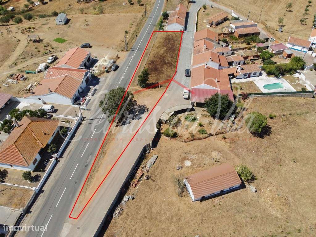 Terreno urbano com 700m2 de construção em Colos - Odemira-3