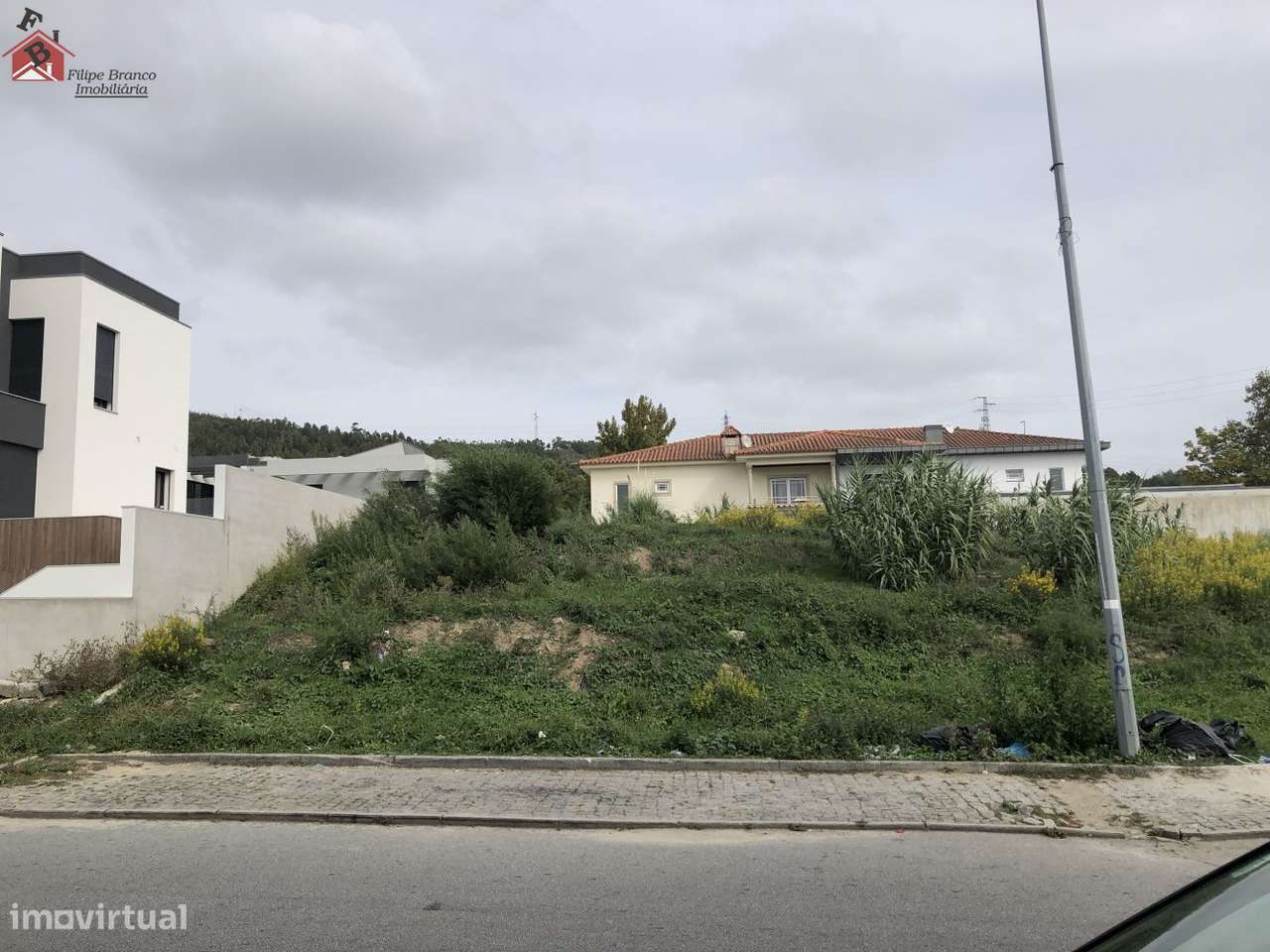 TERRENO CONSTRUÇÃO MORADIA 3 FRENTES SÃO PEDRO DA COVA! 50.000€ - Grande imagem: 5/8
