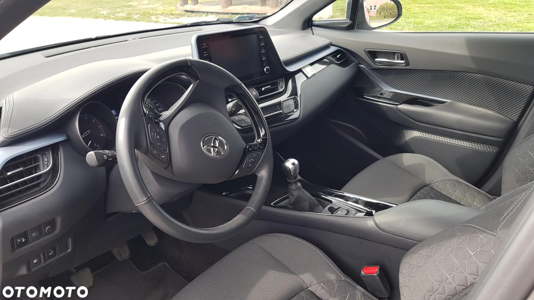 Toyota C-HR 1.2 T Style - 11