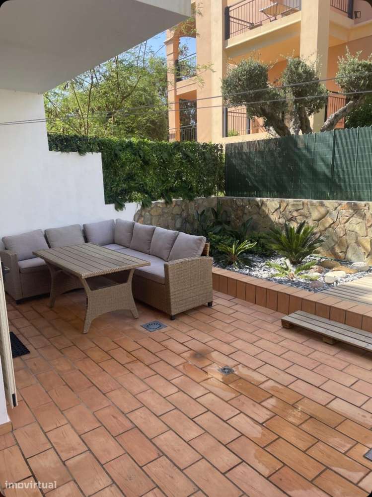 Apartamento com 1 quartos - localizado em Lagos - Grande imagem: 2/10