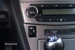 Toyota Avensis 1.8 Premium - 14