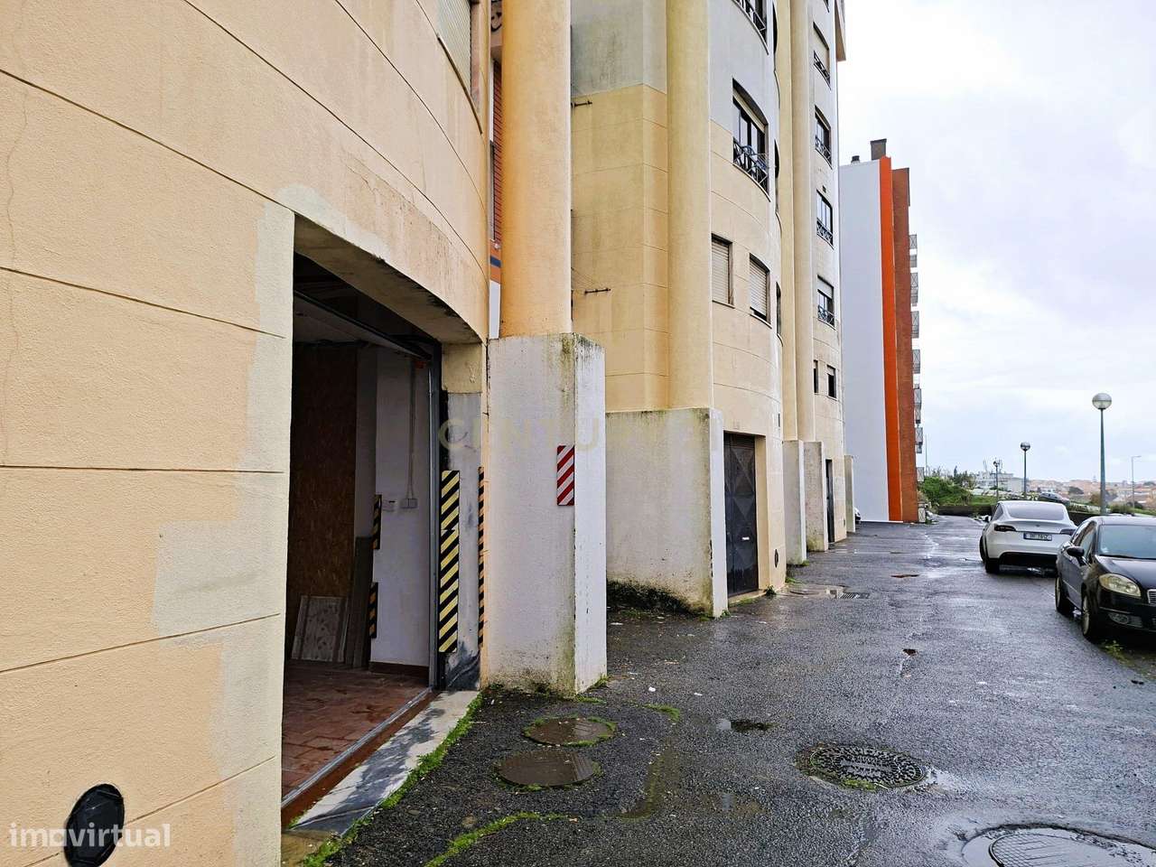 Garagem Armazém ou Espaço Multi-usos em Algueirão Mem Martins, Sintra - Grande imagem: 2/13