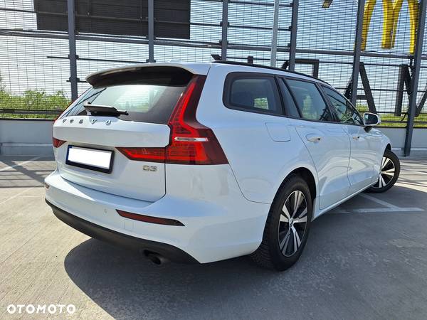 Volvo V60 D3 Momentum - 11