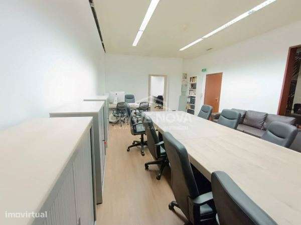 Escritório c/ 40m2 em frente a Estação Metro Galiza (Porto) - Grande imagem: 5/19