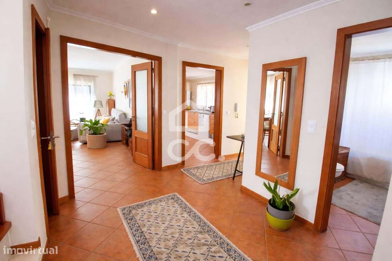 Moradia T3 com Piscina e Garagem em Azeitão - Grande imagem: 4/26