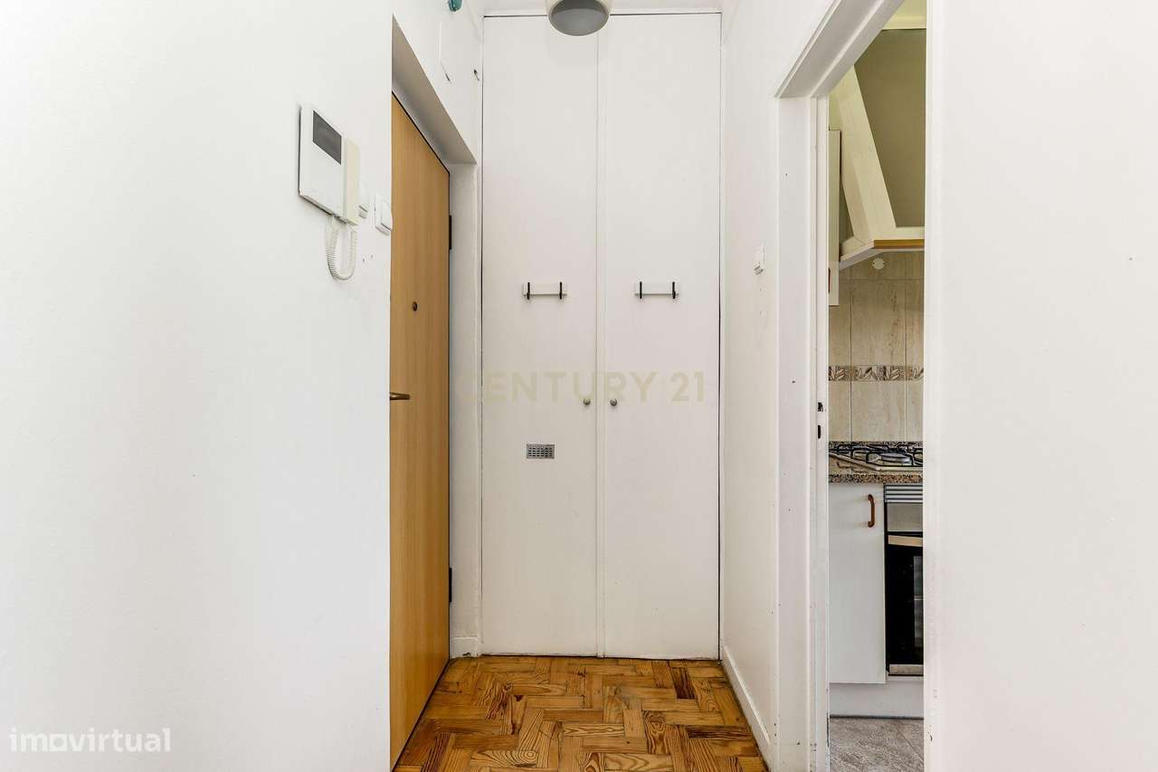 Apartamento T2 Remodelado, Mobilado e Equipado – Beato, Lisboa - Grande imagem: 4/22