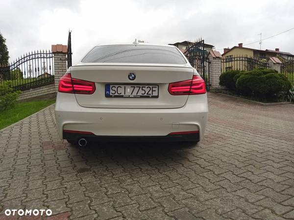 BMW Seria 3 318d M Sport - 2