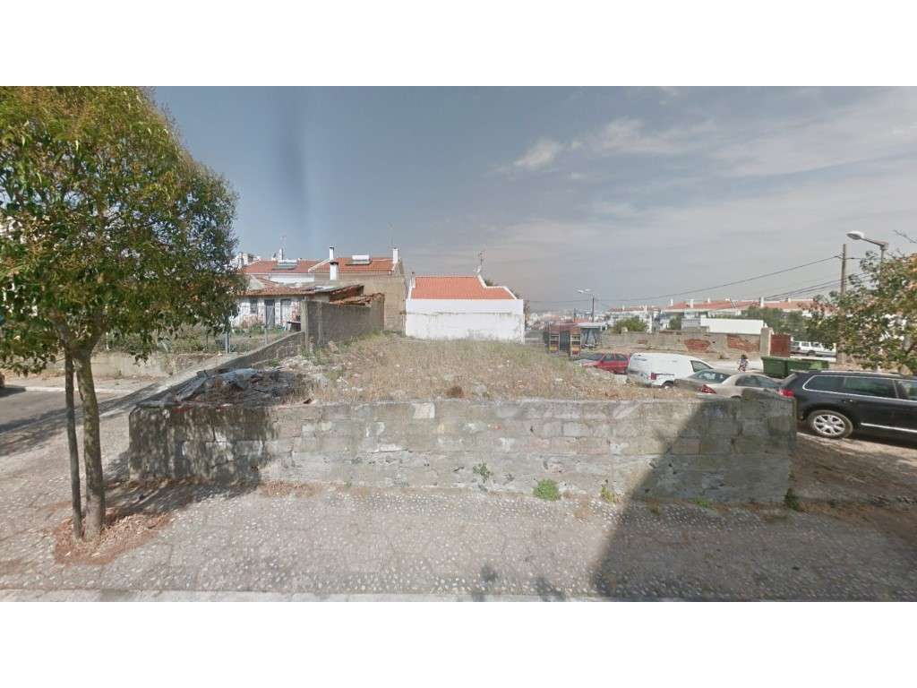 Lote Urbano para Construção - Oportunidade Única!-2