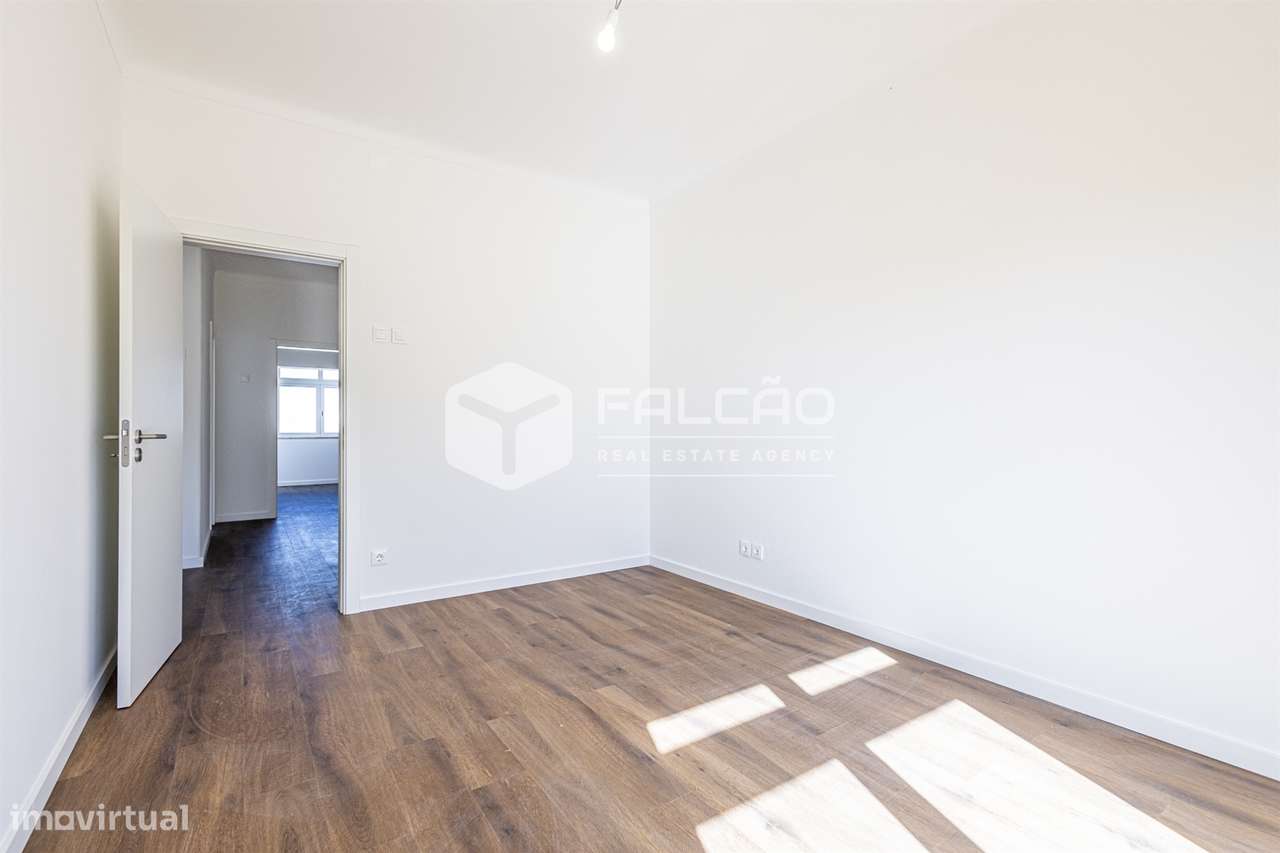 Apartamento T2 Venda em Santarém (Marvila), Santa Iria da Ribeira de S-33