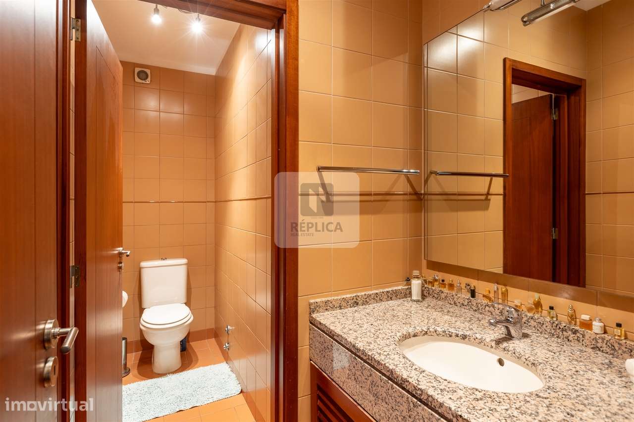 Moradia T5 com jardim e garagem | Senhora da Hora, Matosinhos-16