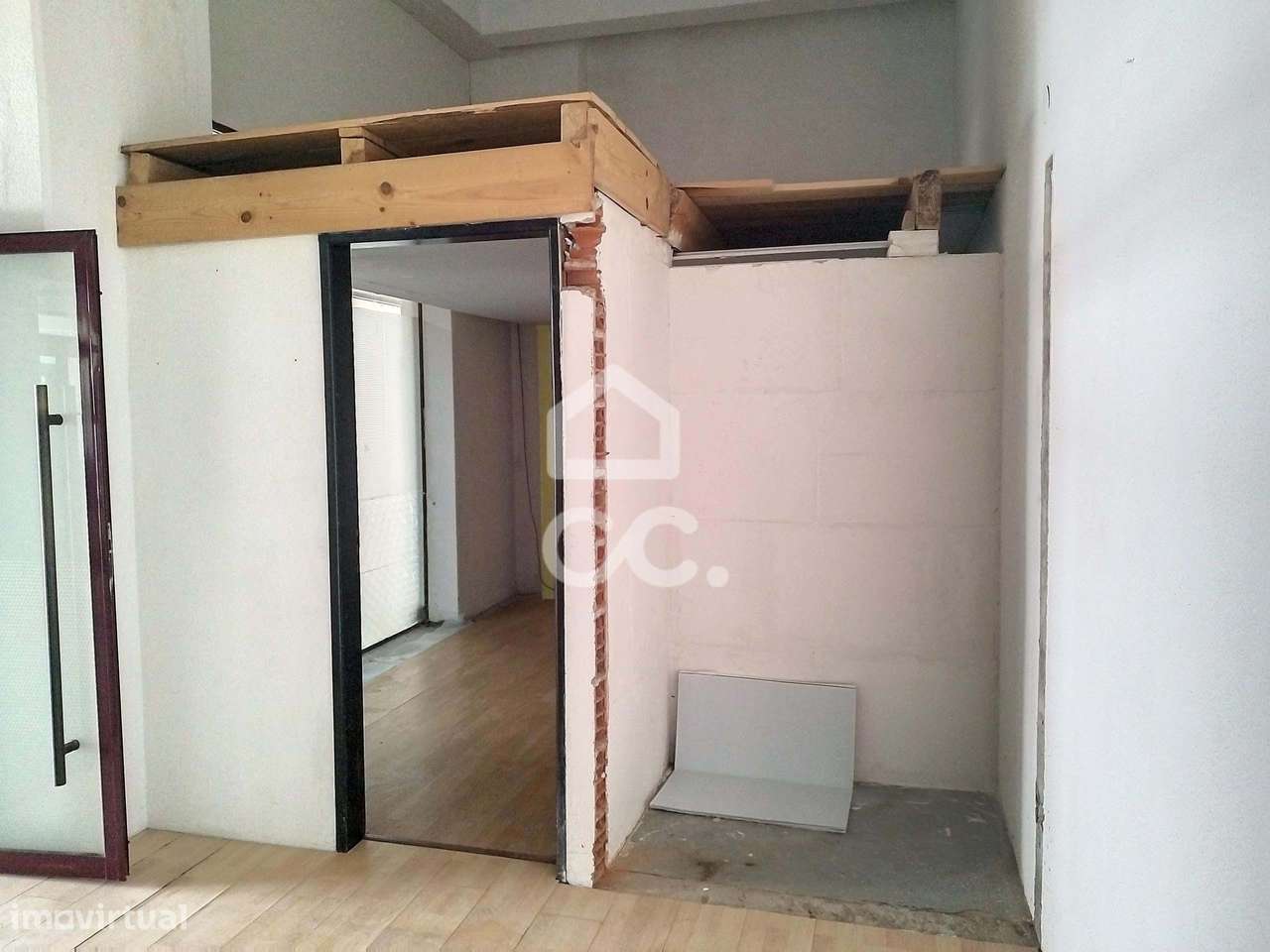 Loja no centro da cidade de Chaves - oportunidade negocio - Grande imagem: 3/13